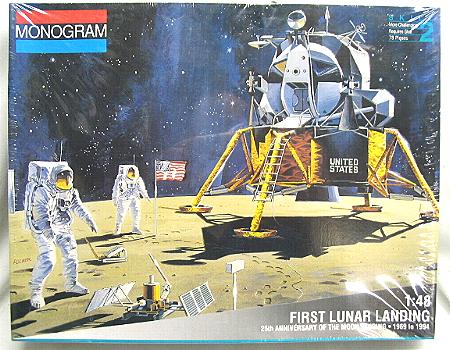 Monogram 1/48 5081 First Lunar Landing Apollo 11 Astronauts on the Moon